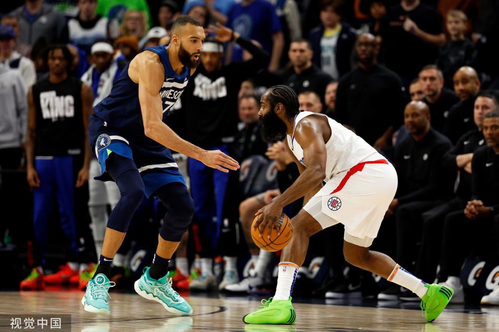 以确保他在 以确保他在