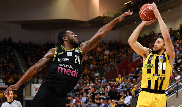 力量的较量 力量的较量