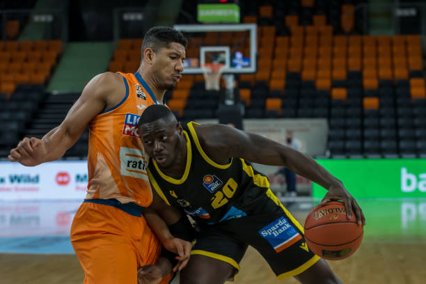 特阵中不可 特阵中不可